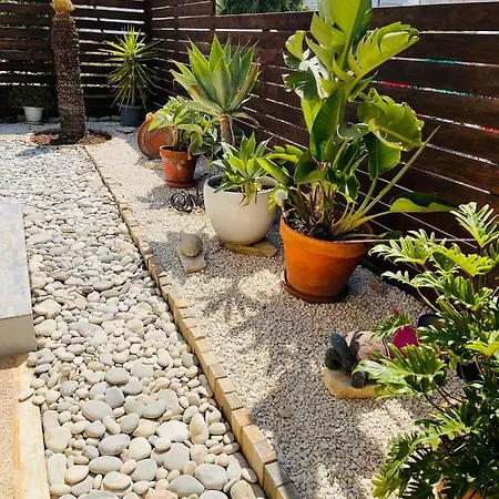 Apartmán Peaceful Townhouse With Private Pool Near The Sea Paphos