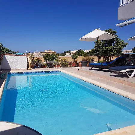 דירה Peaceful Townhouse With Private Pool Near The Sea