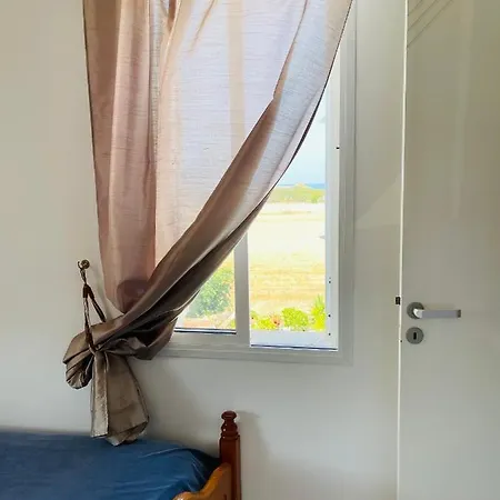 Peaceful Townhouse With Private Pool Near The Sea