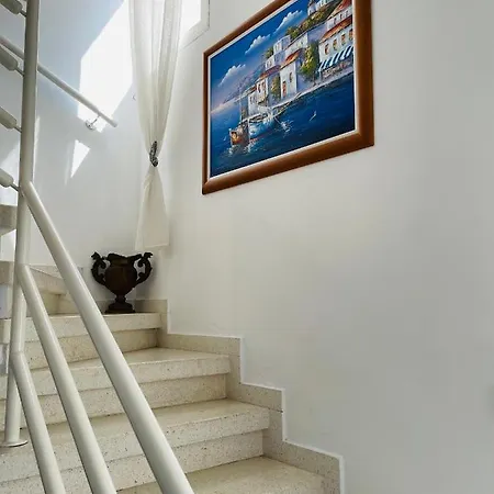 דירה Peaceful Townhouse With Private Pool Near The Sea