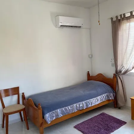 Apartamento Peaceful Townhouse With Private Pool Near The Sea Pafos