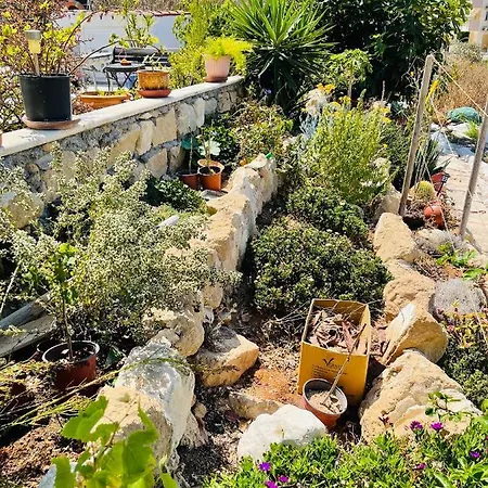 Apartamento Peaceful Townhouse With Private Pool Near The Sea