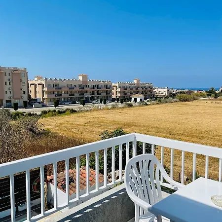 דירה Peaceful Townhouse With Private Pool Near The Sea
