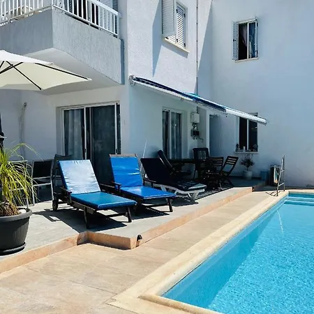 דירה Peaceful Townhouse With Private Pool Near The Sea