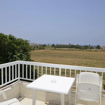 דירה Peaceful Townhouse With Private Pool Near The Sea *