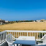 アパート Peaceful Townhouse With Private Pool Near The Sea パ フォス