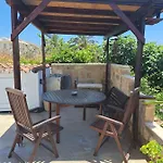 Peaceful Townhouse With Private Pool Near The Sea パ フォス